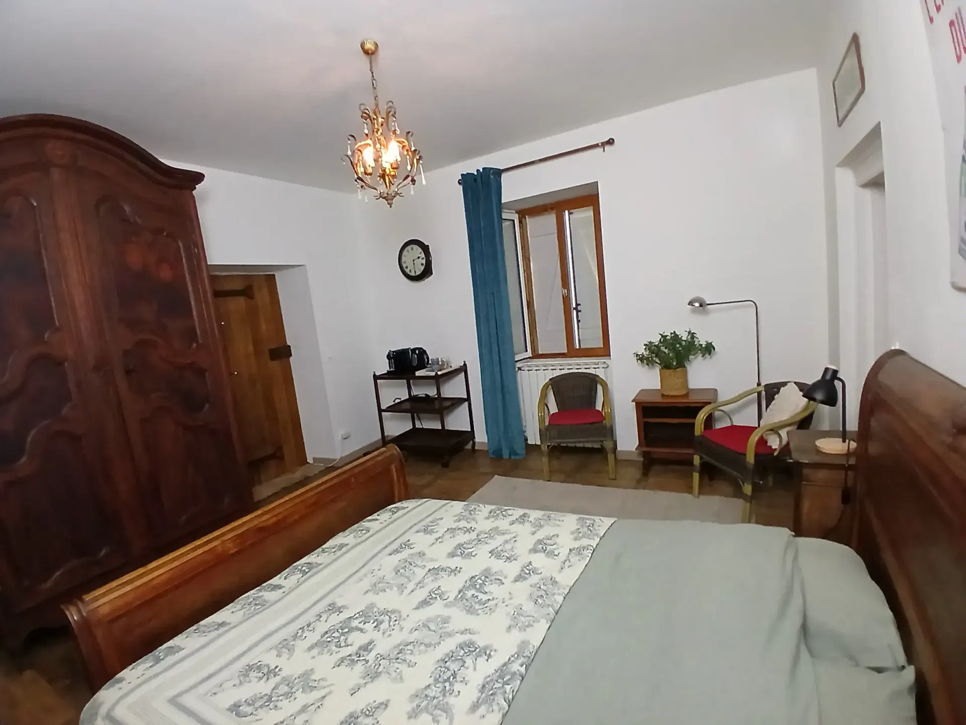 The Jean Mouliérat B&B room with its double bed